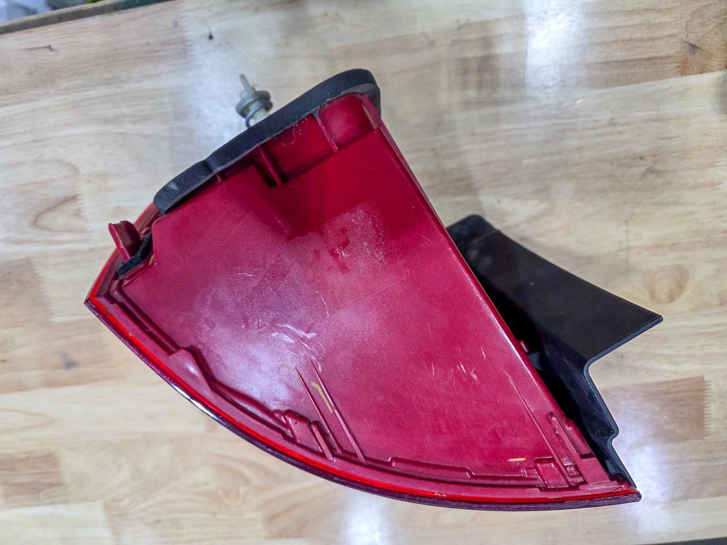 2011-2014 Volkswagen Jetta Rear Passenger Right Side Tail Light, Tail Lamp, Stop Lamp Combination OEM  5c6945096, 5c6945096d - view 3