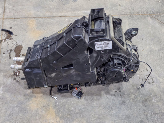 2017-2023 GMC Acadia  HVAC Climate AC Heater Blower Housing Box 84889091 OEM