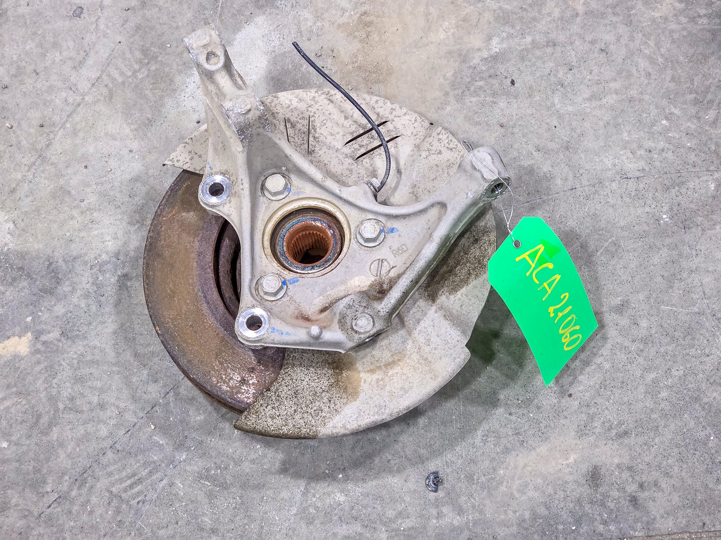 2017-2022 GMC Acadia Front Right Side Spindle Knuckle Wheel Hub and Disc Brake OEM 23334435