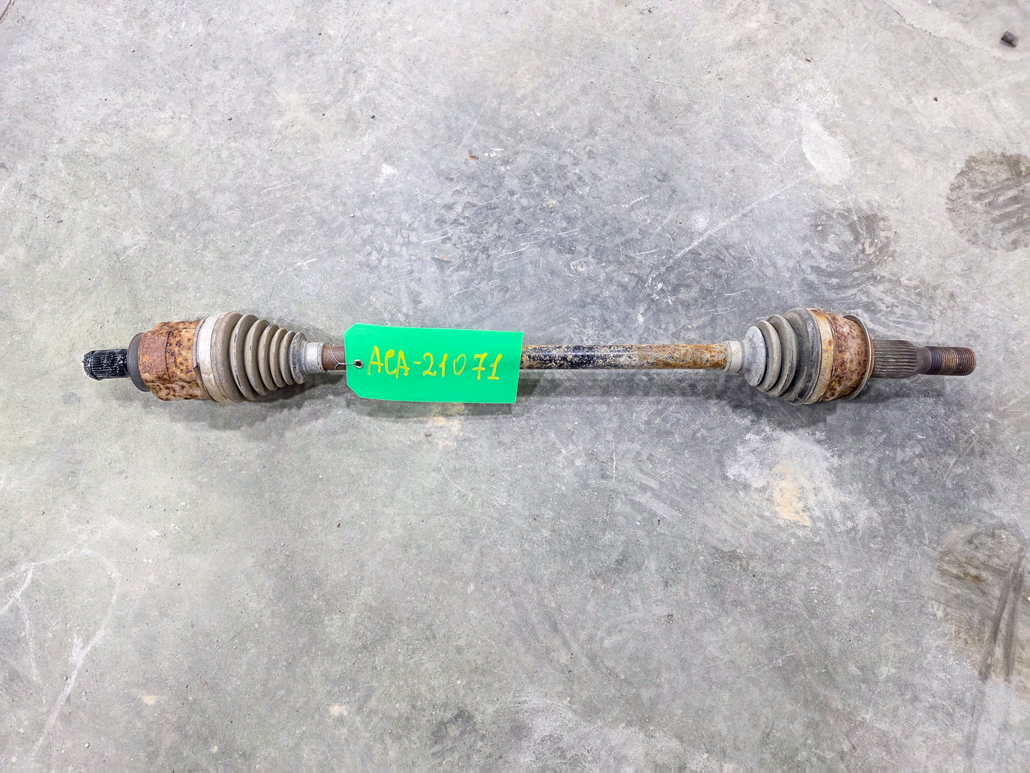 2017-2025 GMC Acadia Rear Driver Left Side Axle Shaft, Wheel Half-Shaft OEM  84853353, 85150637, 22981467, 23197423, 84088440, 84371428, 84387118, 84387121, 84394122, 84454824, 84454829, 84598361, 84598363, 84710390, 84710391, 84767962, 86508786