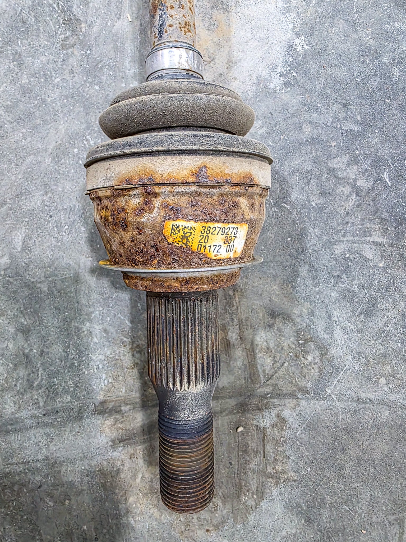 2017-2025 GMC Acadia Rear Passenger Right Side Axle Shaft, Wheel Half-Shaft OEM 38279273, 22981468, 23197422, 84088445, 84117741, 84371437, 84387092, 84387119, 84598339, 84598342, 84598352, 84598353, 84598358, 84853347 - view 2