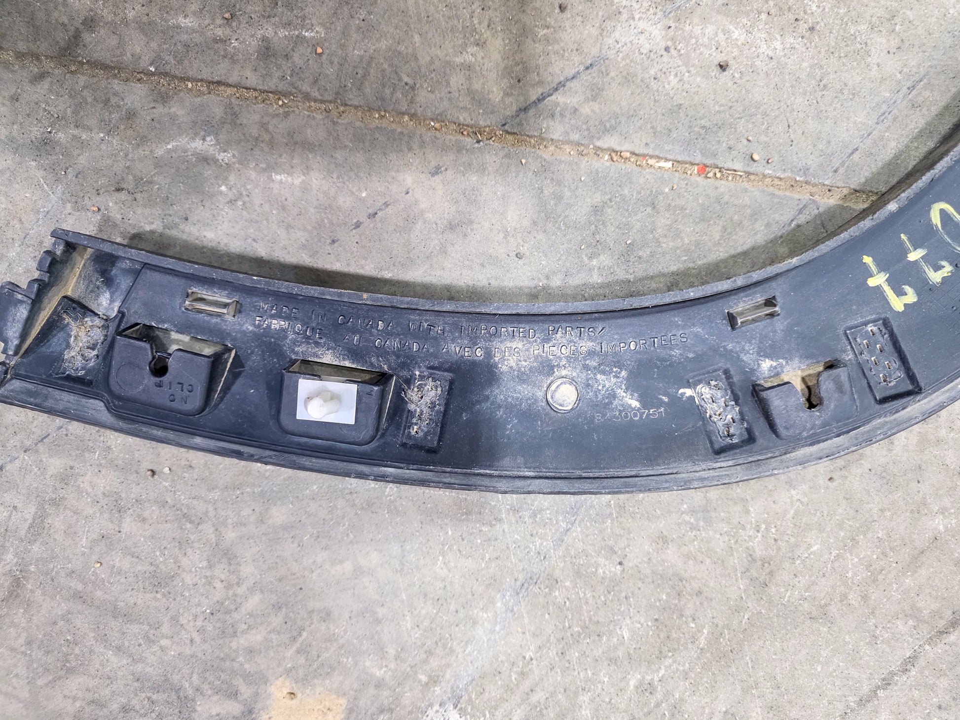 2017-2023 GMC Acadia Rear Passenger Right Side Quarter Wheel Arch Flare Molding OEM 84460805, 84300751 - view 3