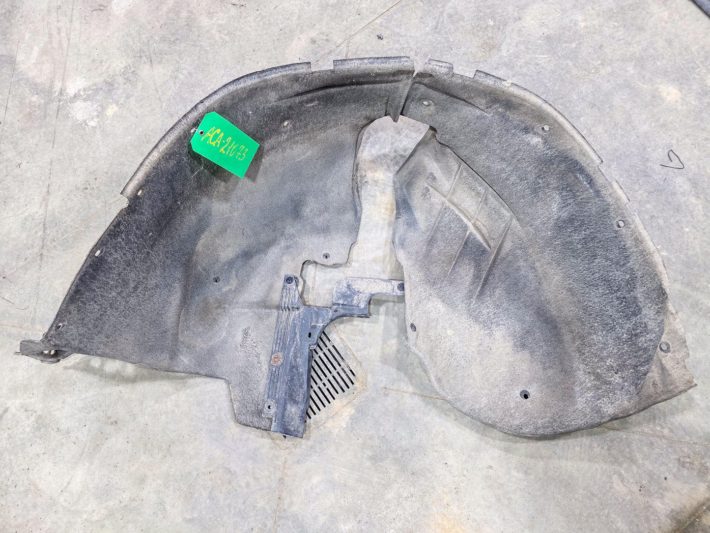 2017-2023 GMC Acadia Front Driver Left Side Fender Liner  Inner Fender Mudguard 84498371, 84336225