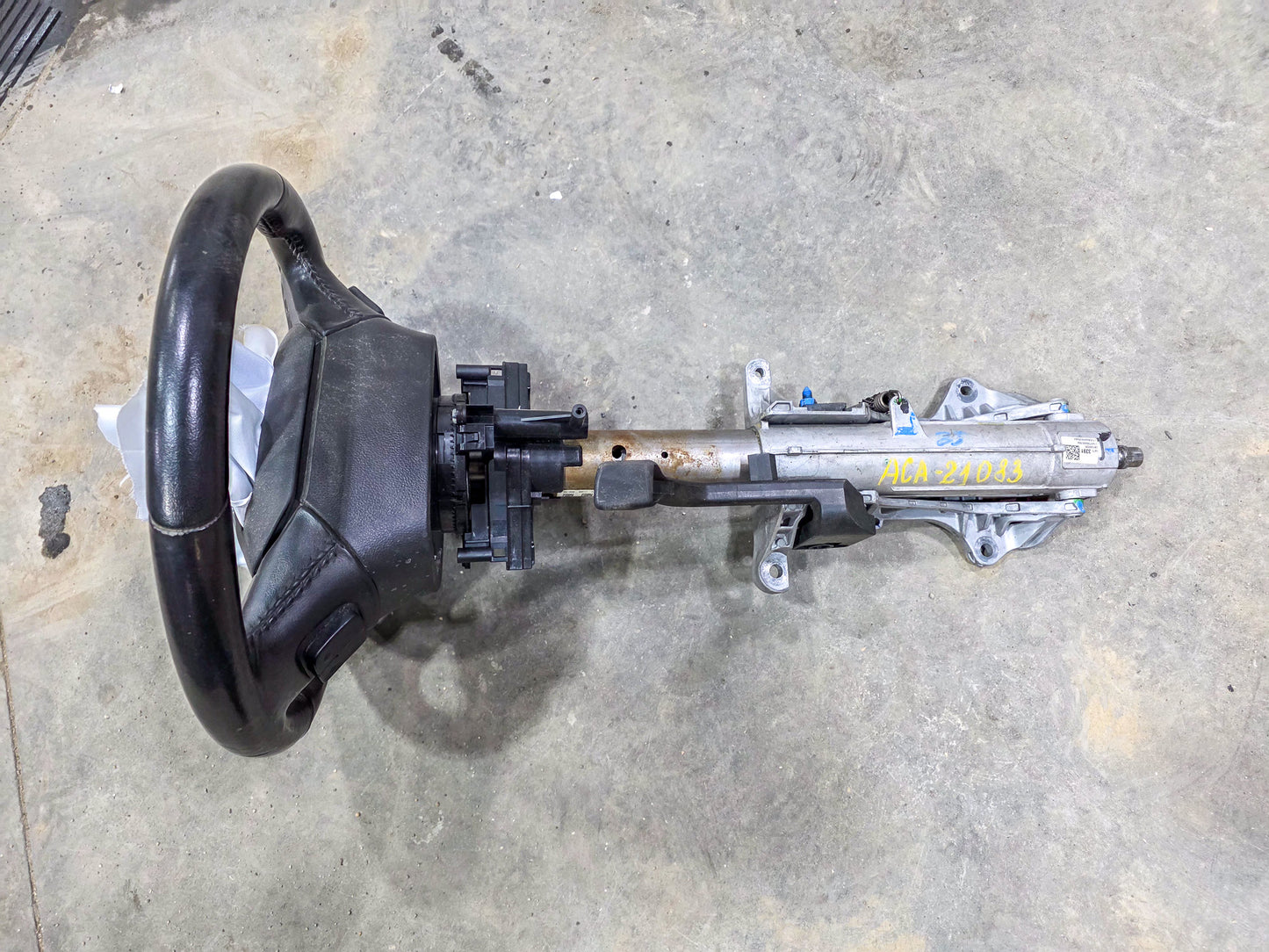2016-2025 GMC Acadia Steering Wheel, Steering Column 84703391, 84914679, 85529026, 23401568, 84285329, 84401500, 84450604, 84452658, 84625118, 84625119, 85514218 - view 2