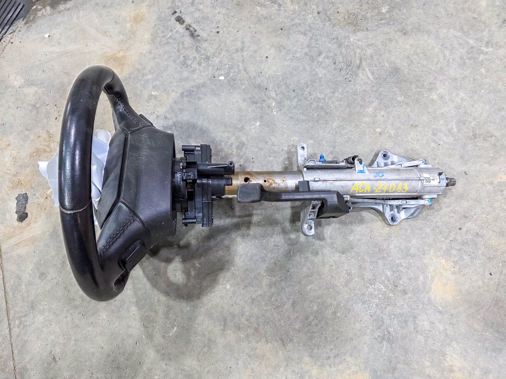 2016-2025 GMC Acadia Steering Wheel, Steering Column 84703391, 84914679, 85529026, 23401568, 84285329, 84401500, 84450604, 84452658, 84625118, 84625119, 85514218 - view 2