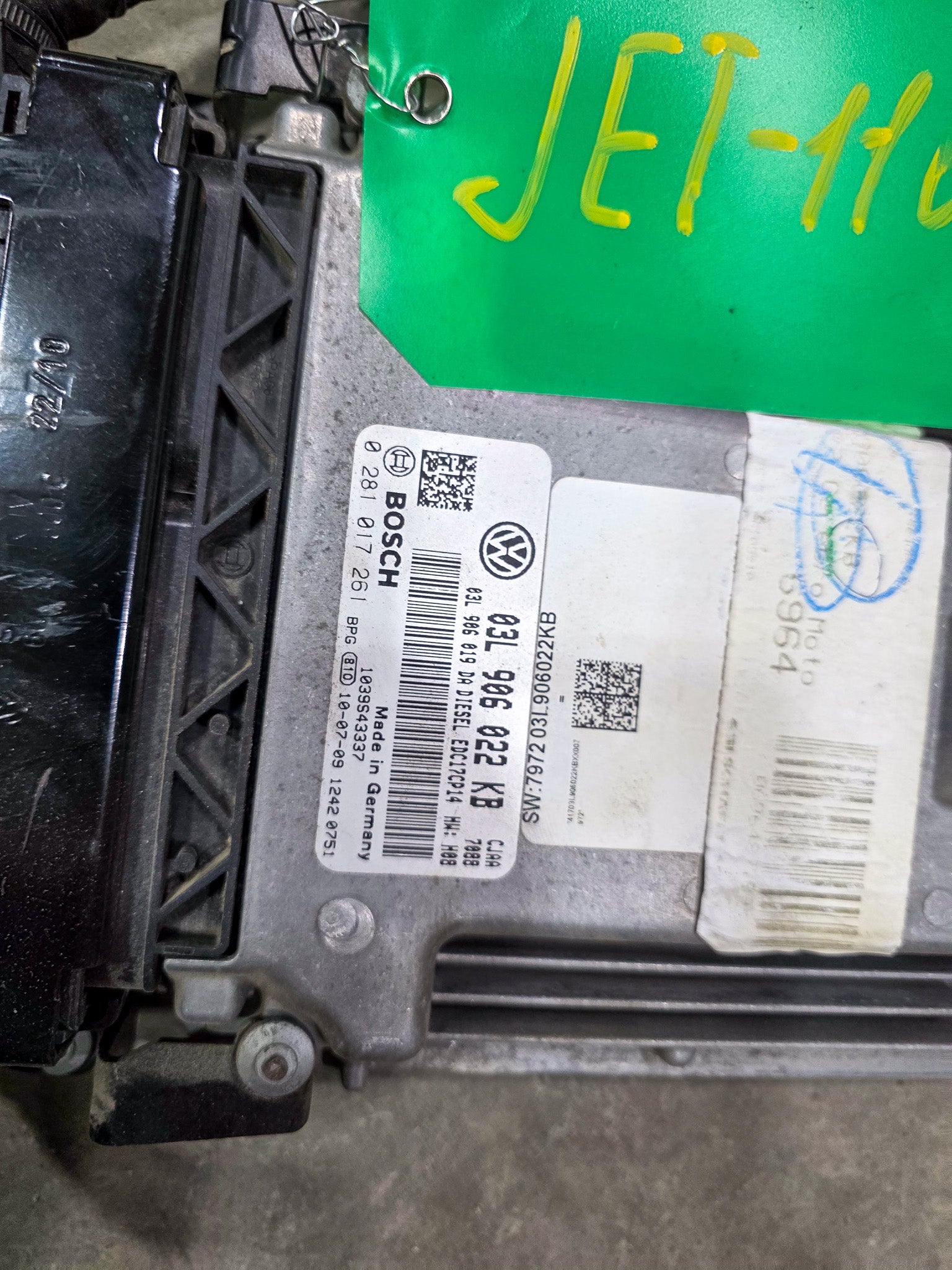2011-2012 Volkswagen Jetta Engine Computer Module ECU 03L906022KB - view 2