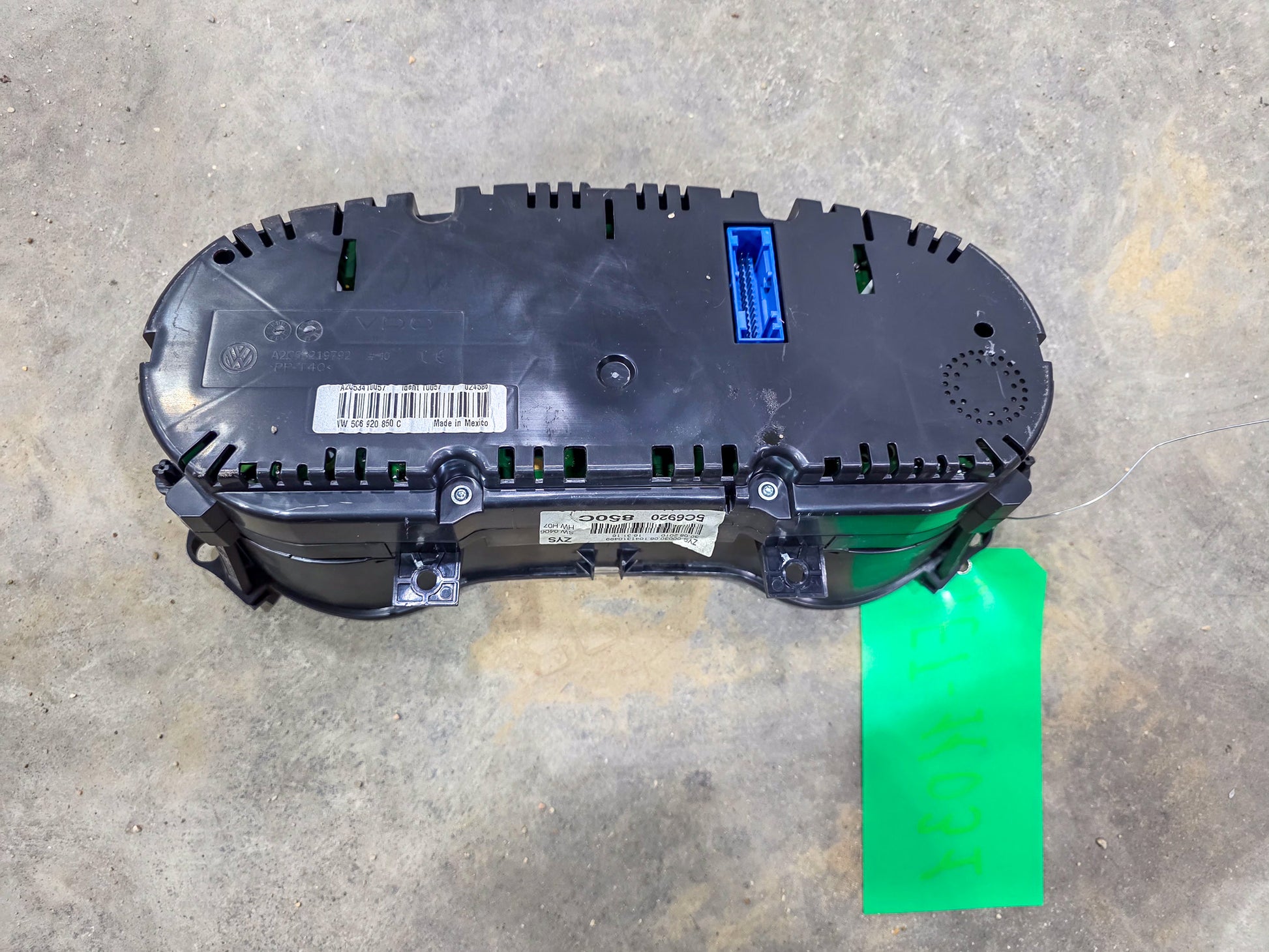 2011-2018 Volkswagen Jetta Speedometer Instrument Cluster 208K Miles 5c6920850c - view 2