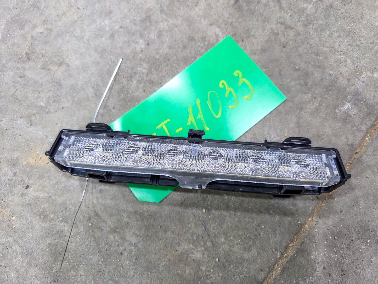 2011-2014 Volkswagen Jetta High Mounted Stop Light OEM 6RU945087A