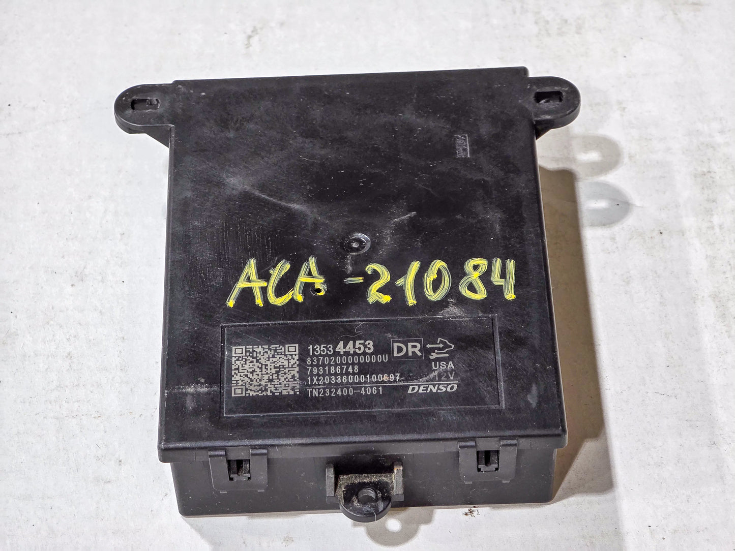2020-2022 GMC Acadia Chassis Brain Box Chassis Control Module Unit OEM 13534453