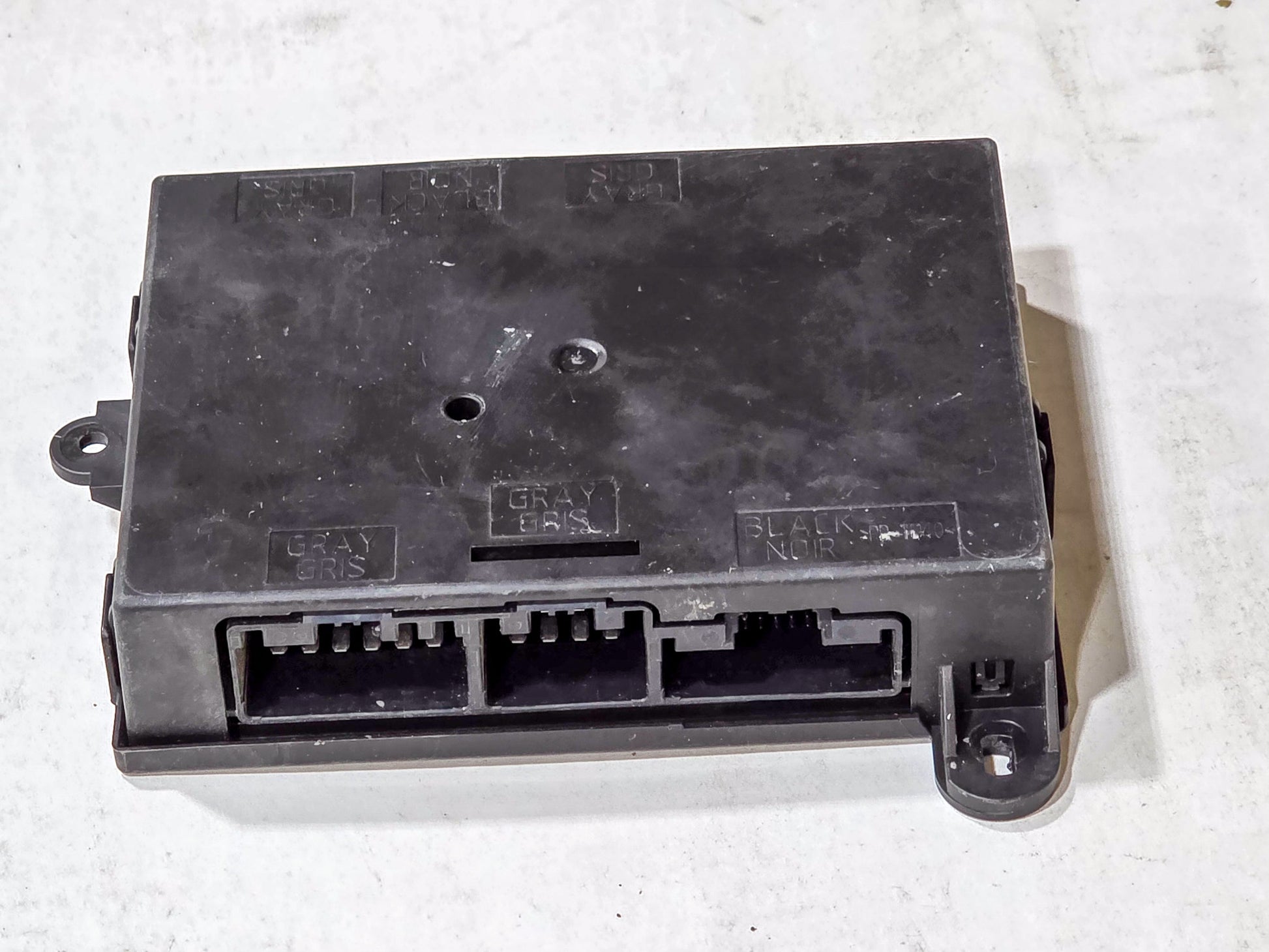 2020-2022 GMC Acadia Chassis Brain Box Chassis Control Module Unit OEM 13534453 - view 4