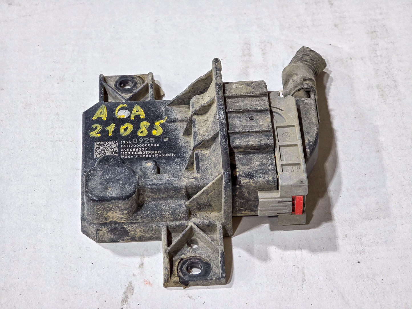 2018-2022 GMC Acadia Fuel Pump Power Control Module 13540925