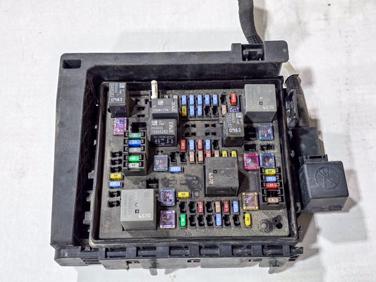 2021-2023 GMC Acadia Engine Fuse Box Relay Control Module 84951827, 85140070