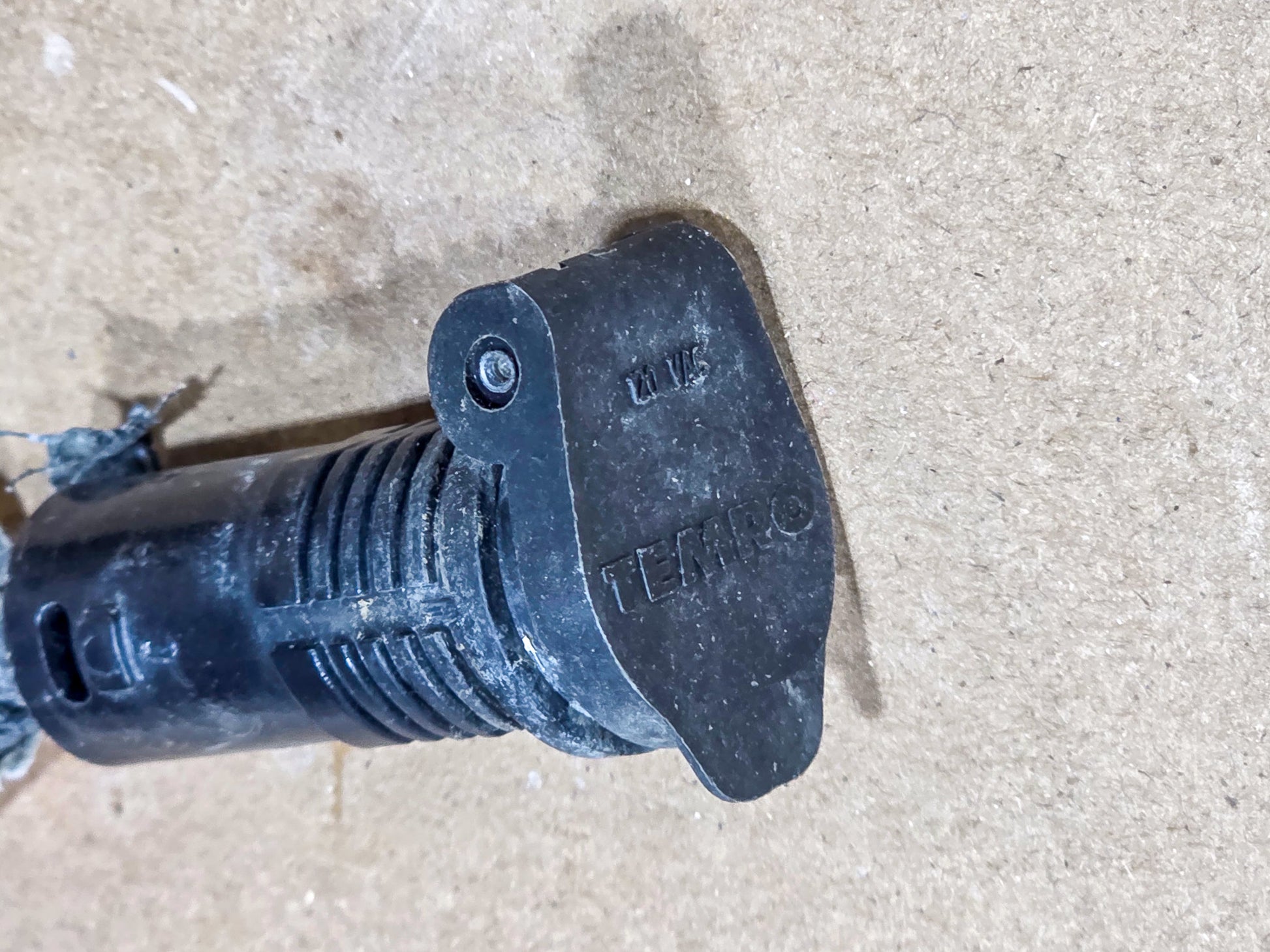 2019-2025 GMC Acadia Engine Heater Cord - view 4