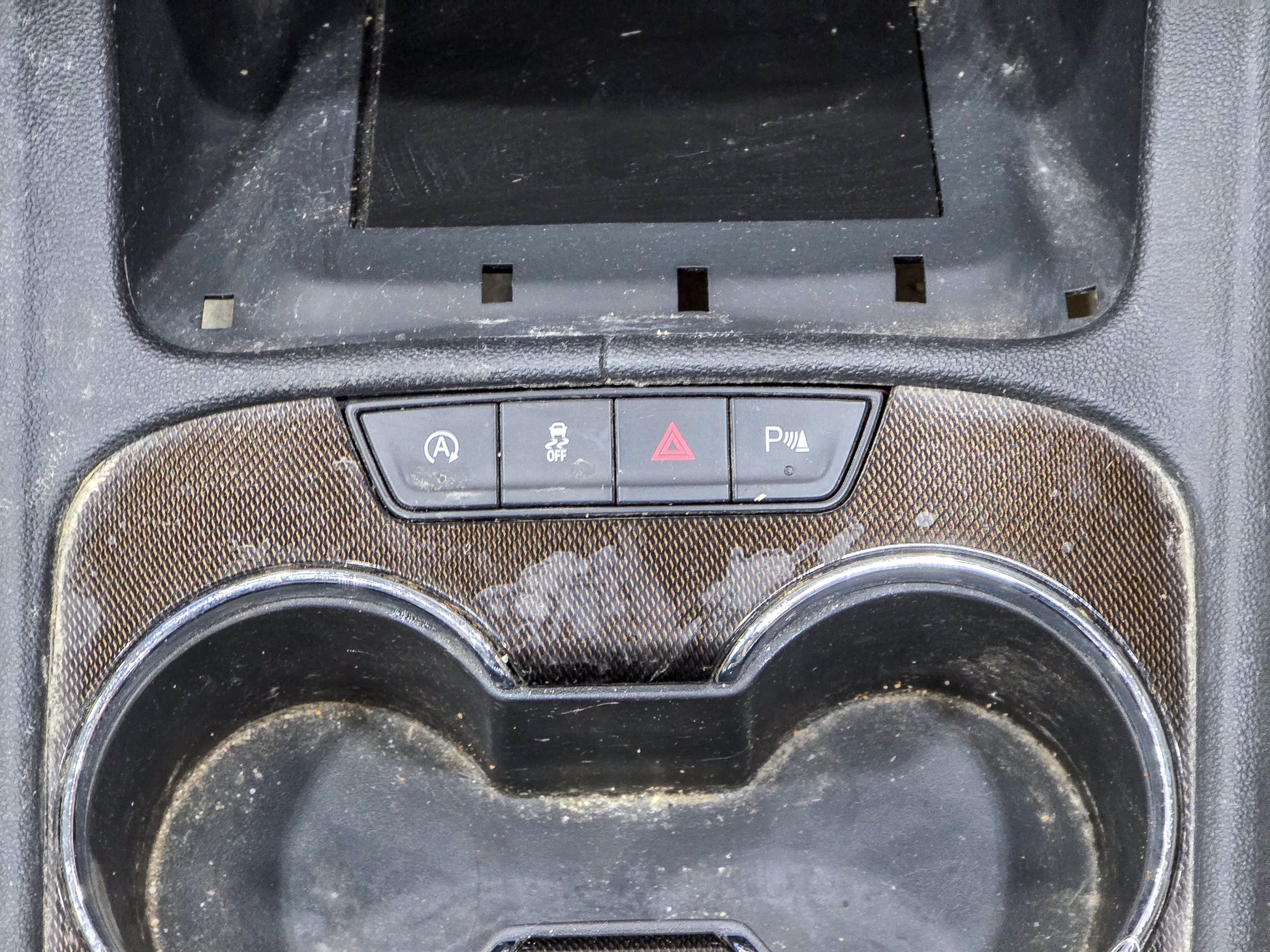 2017-2025 GMC Acadia Center Console, Transmission Shift Button Assembly, Receptacle, Hazard Light & Traction Control Switch, Front Right Left Side Seat Heater Switch, Trim Plate 84769914, 13529869, 84646674, 84693327, 84736648 - view 3