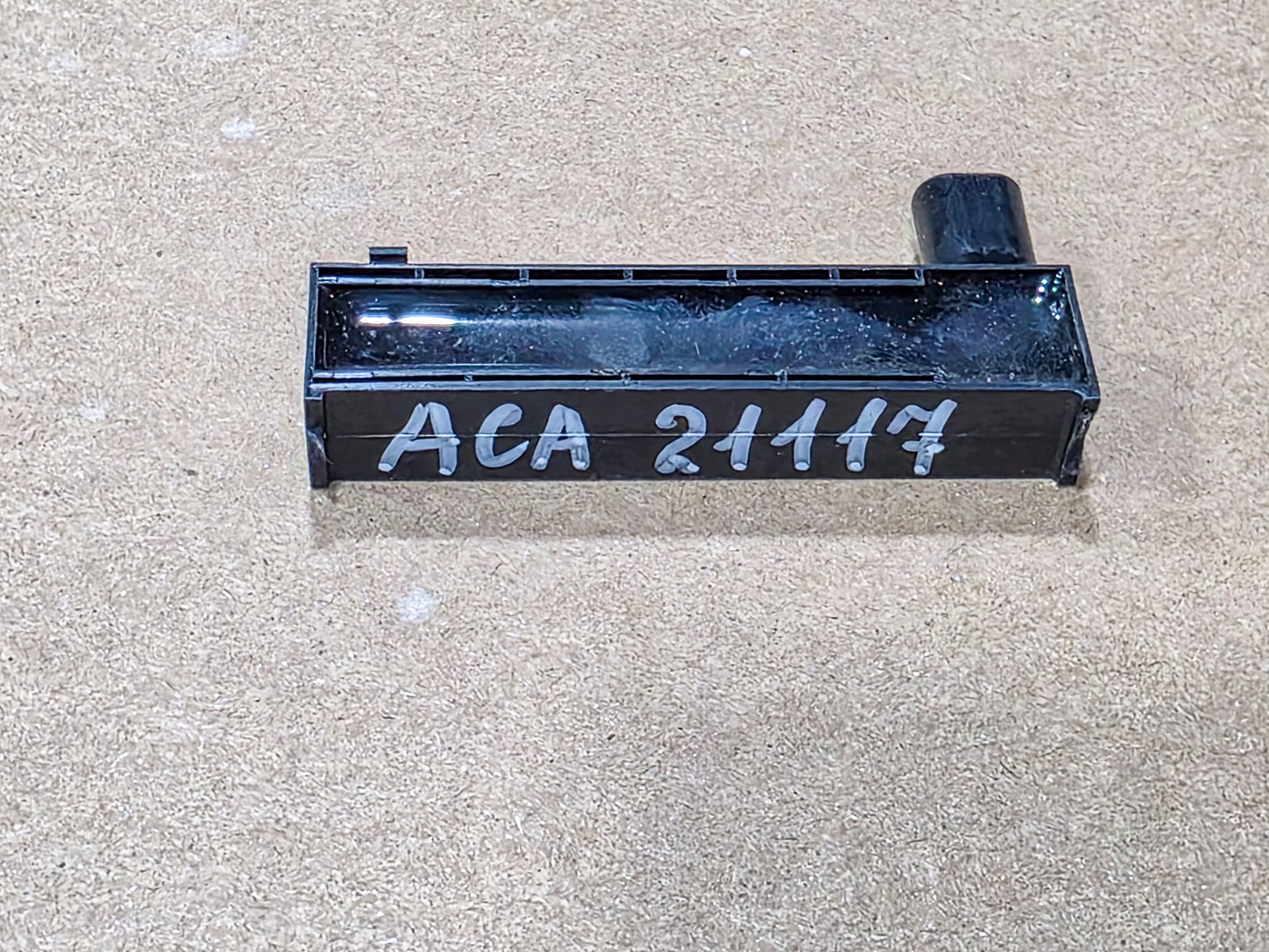 2014-2023 GMC Acadia Keyless Entry Antenna OEM 13580788 - view 2