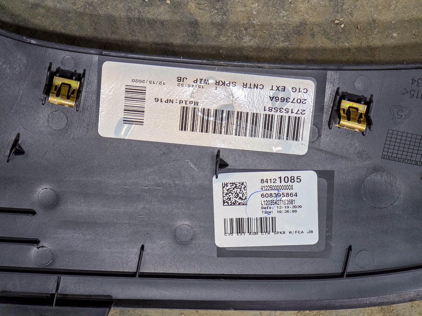 2017-2023 GMC Acadia Instrument Panel Dash-Upper Trim Panel 84121085 OEM - view 2