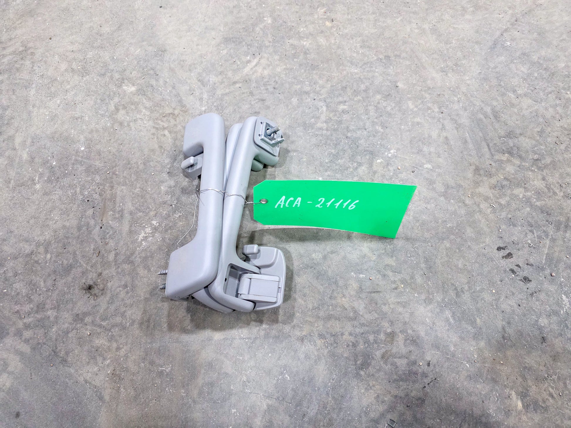 2020-2023 GMC Acadia Upper Roof Interior Grab Handles 84490355, 84490357,  84490356