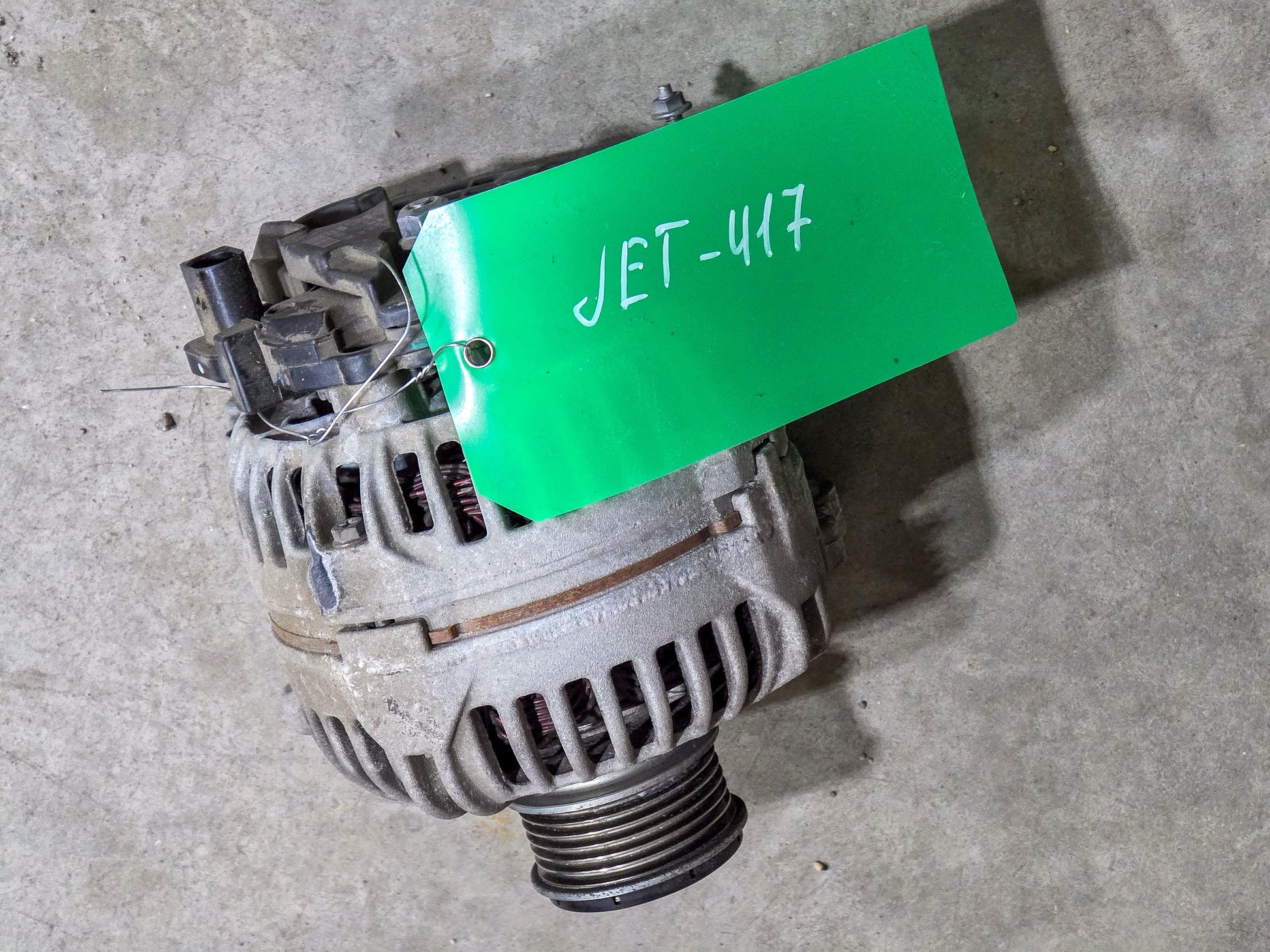 2011 Volkswagen Jetta Alternator 06F903023F, 0124525091 - view 5