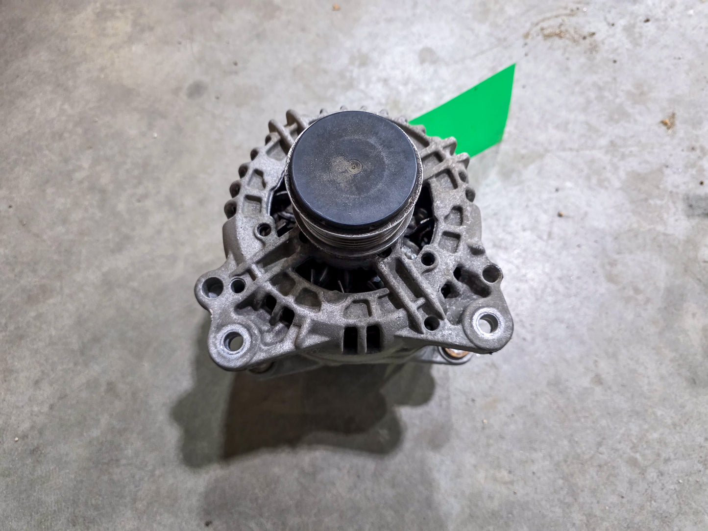 2011 Volkswagen Jetta Alternator 06F903023F, 0124525091 - view 2