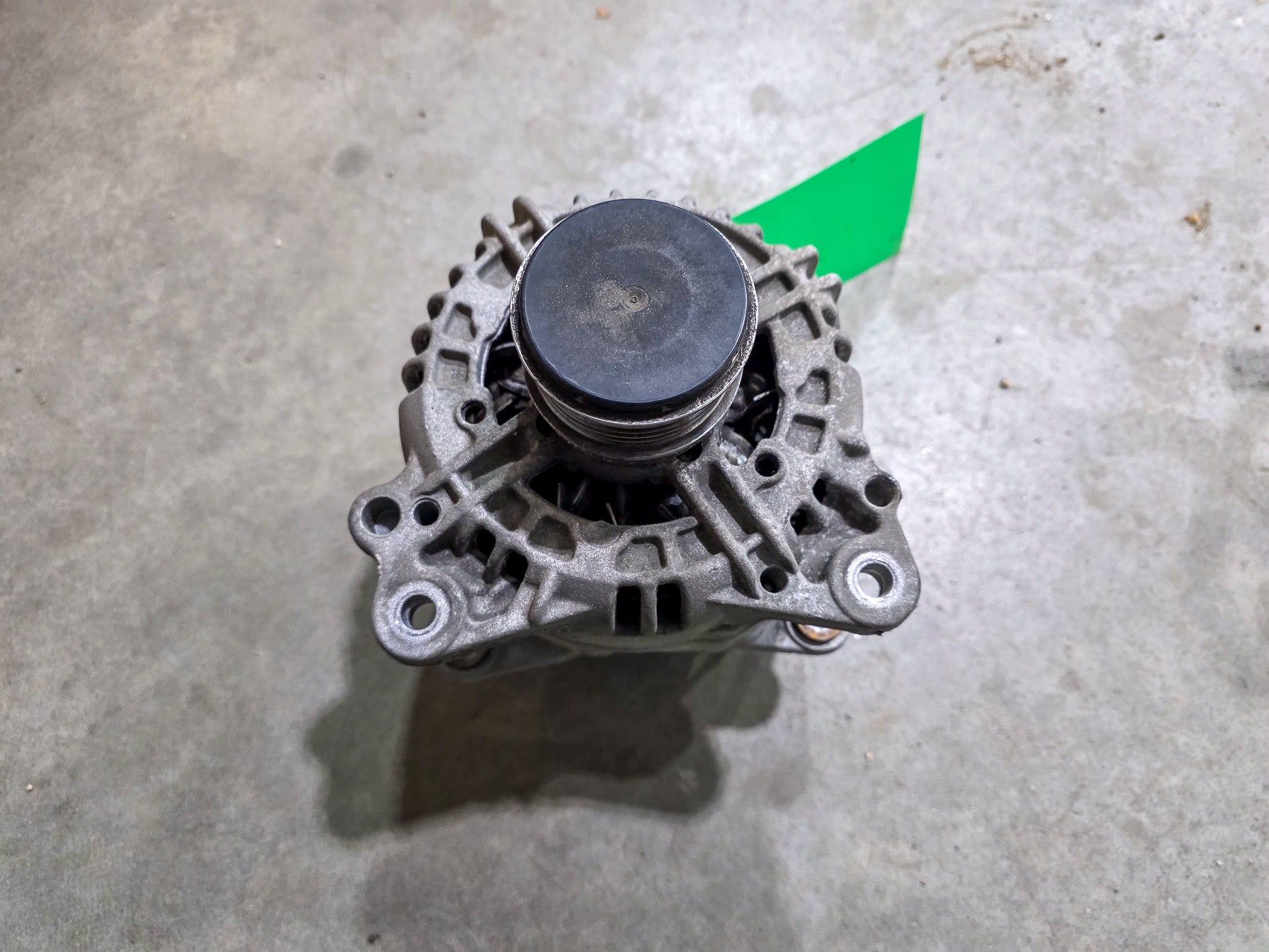 2011 Volkswagen Jetta Alternator 06F903023F, 0124525091 - view 2