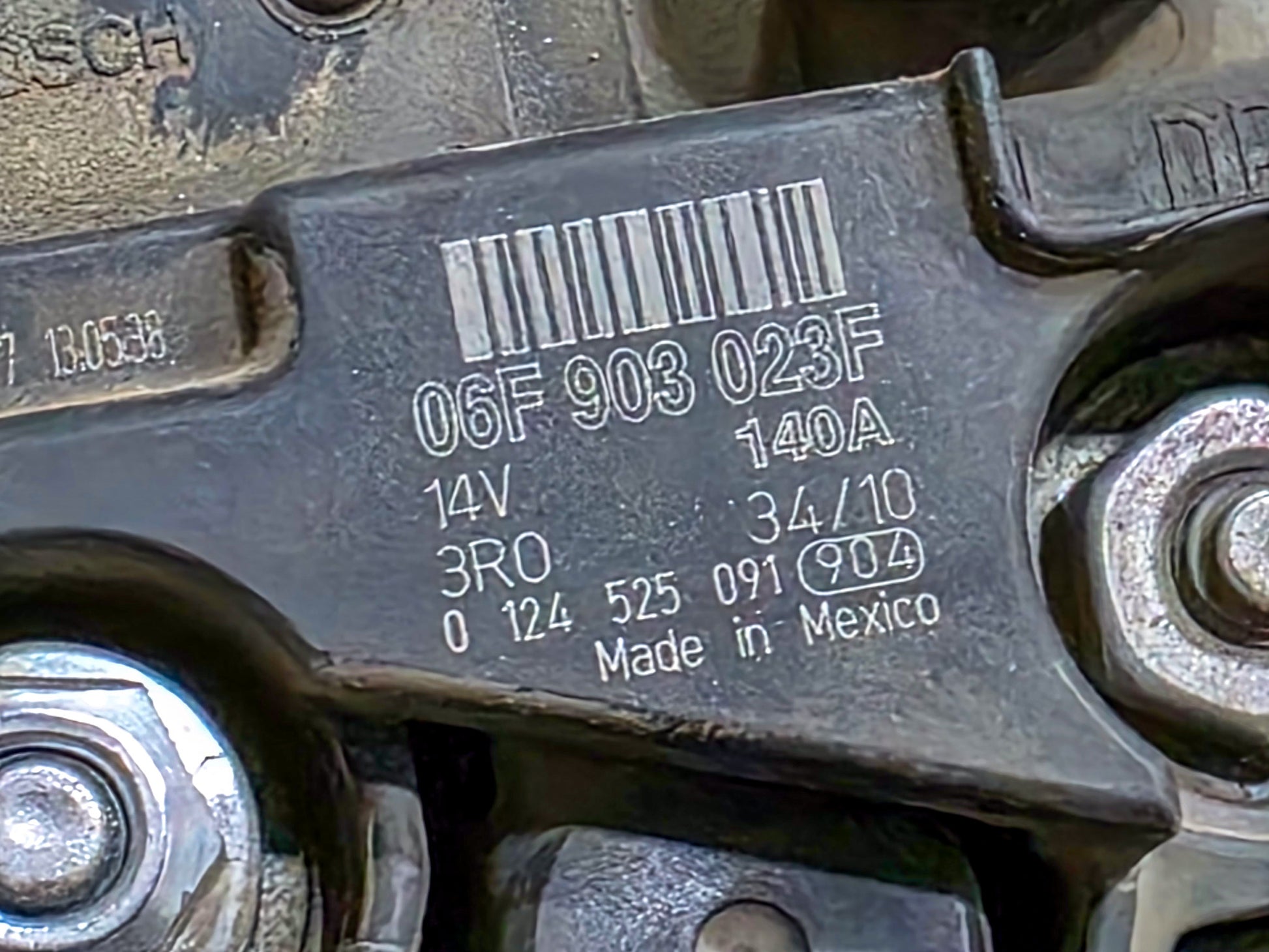 2011 Volkswagen Jetta Alternator 06F903023F, 0124525091 - view 4