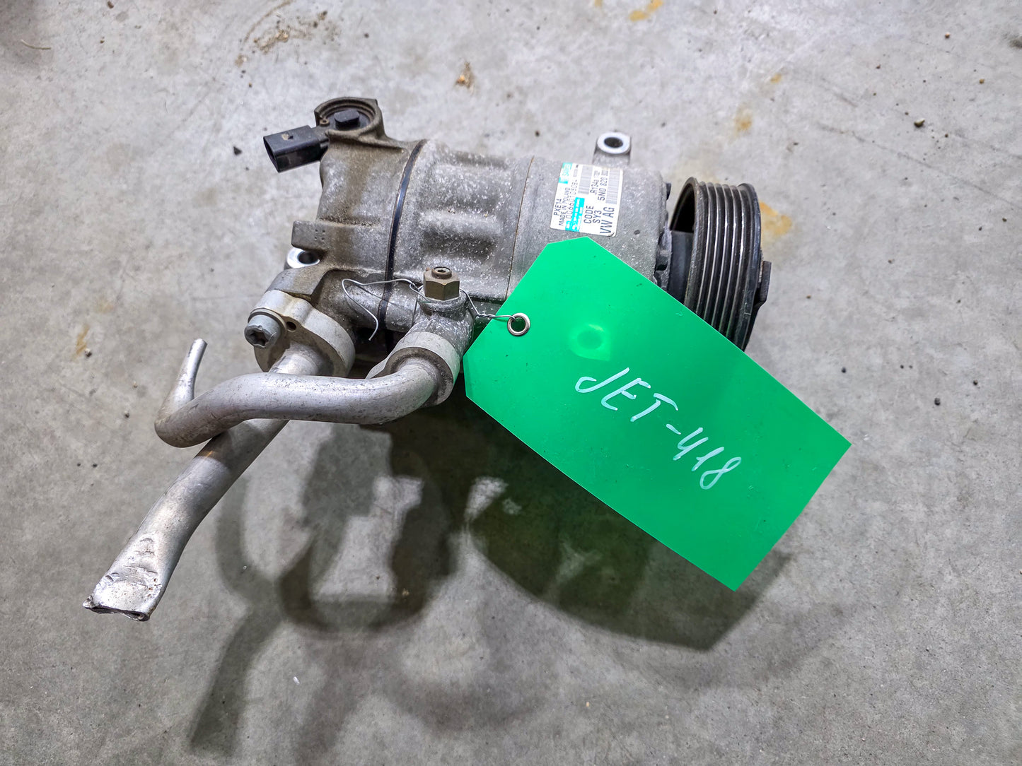 2011 Volkswagen Jetta A/C Compressor 5n0820803c