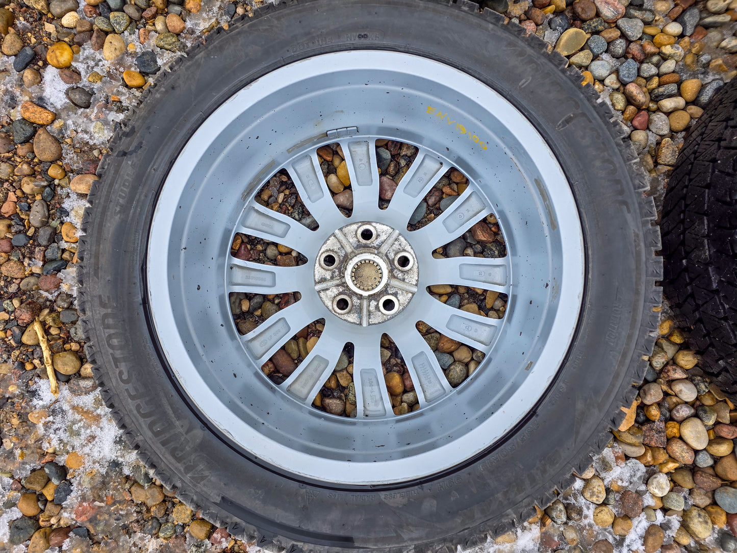 2019 Buick Envision Rim 19x7-1/2, 12 spoke (opt RZA), with tire 235/50 R19 Wheel Bolt pattern 5x120mm
