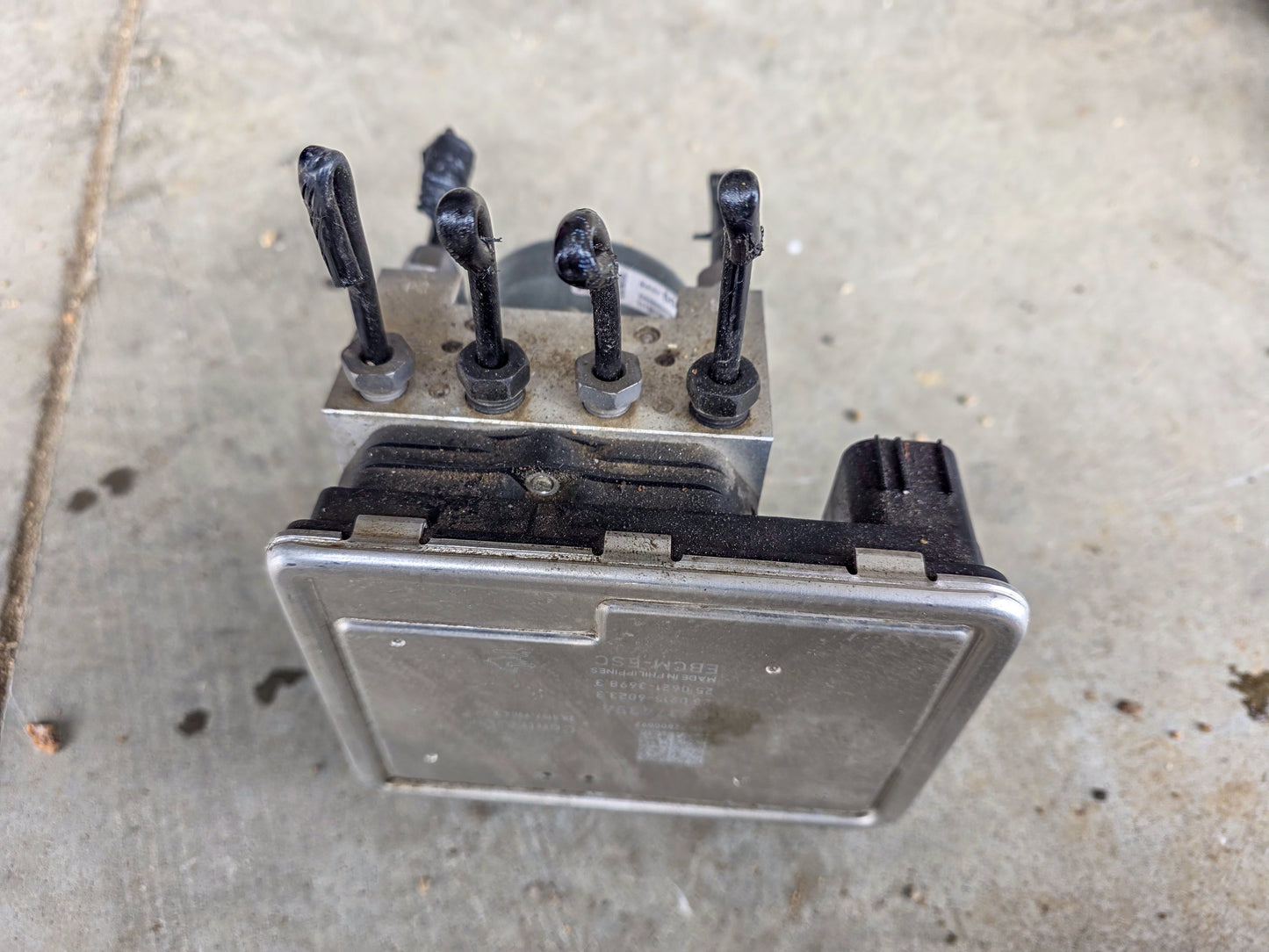 2018-2019 Buick Envision Anti-Lock Brake System Abs Module 84375583