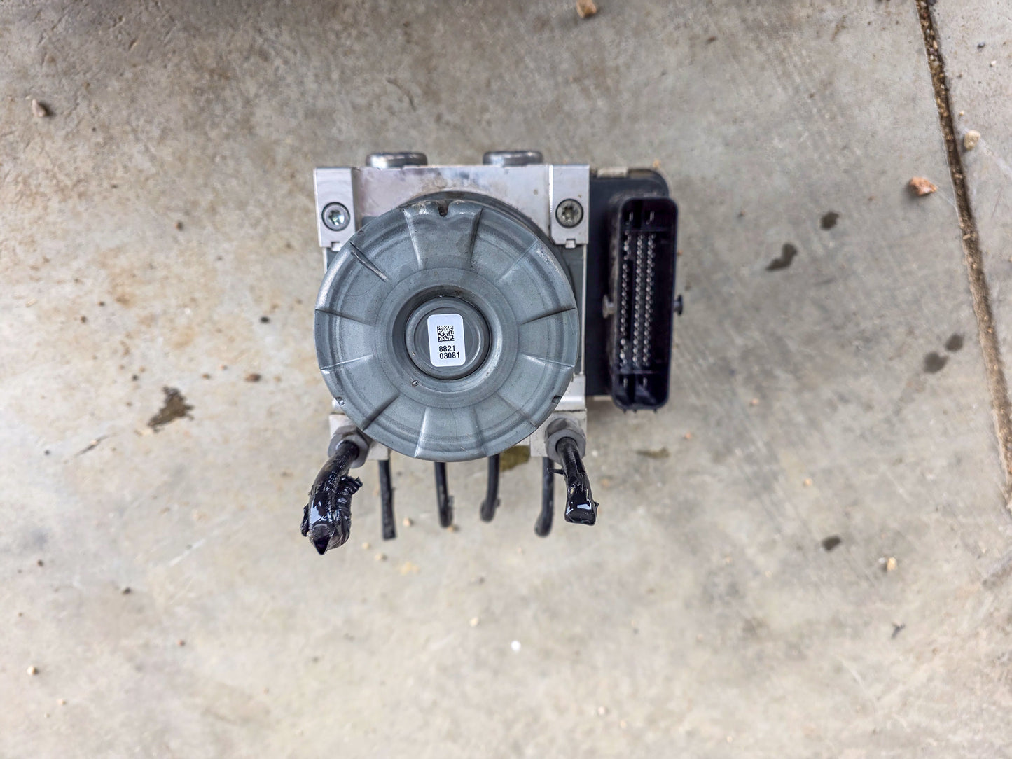 2018-2019 Buick Envision Anti-Lock Brake System Abs Module 84375583