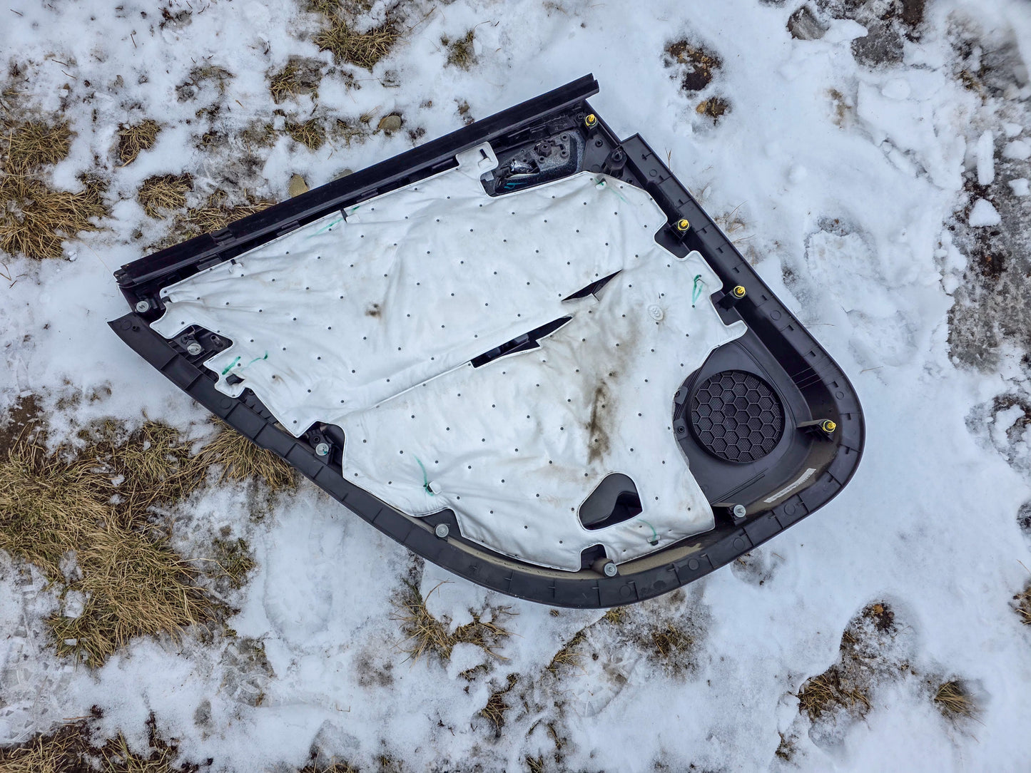 2016-2020 Buick Envision Rear Passenger Right Side Interior Door Card Lining Trim Panel 84344752,  84631312, 84412274