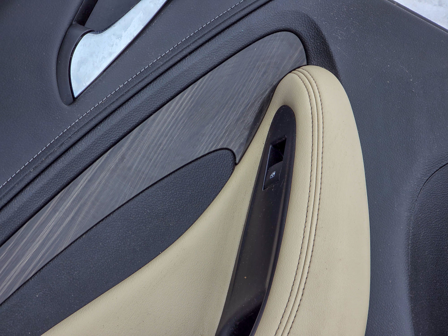 2016-2020 Buick Envision Rear Driver Left Side Interior Door Card Lining Trim Panel 84344747, 84412273, 84631307