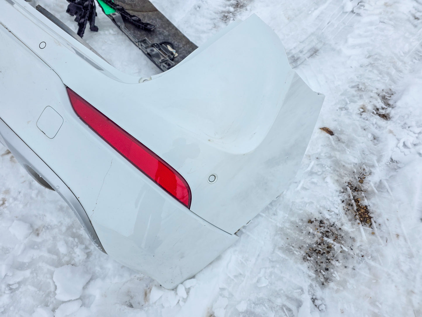 2019-2020 Buick Envision Rear Bumper Assembly W/ Blind Spot Alert 84287222, 84352365, 13392400, 84594533 - view 7