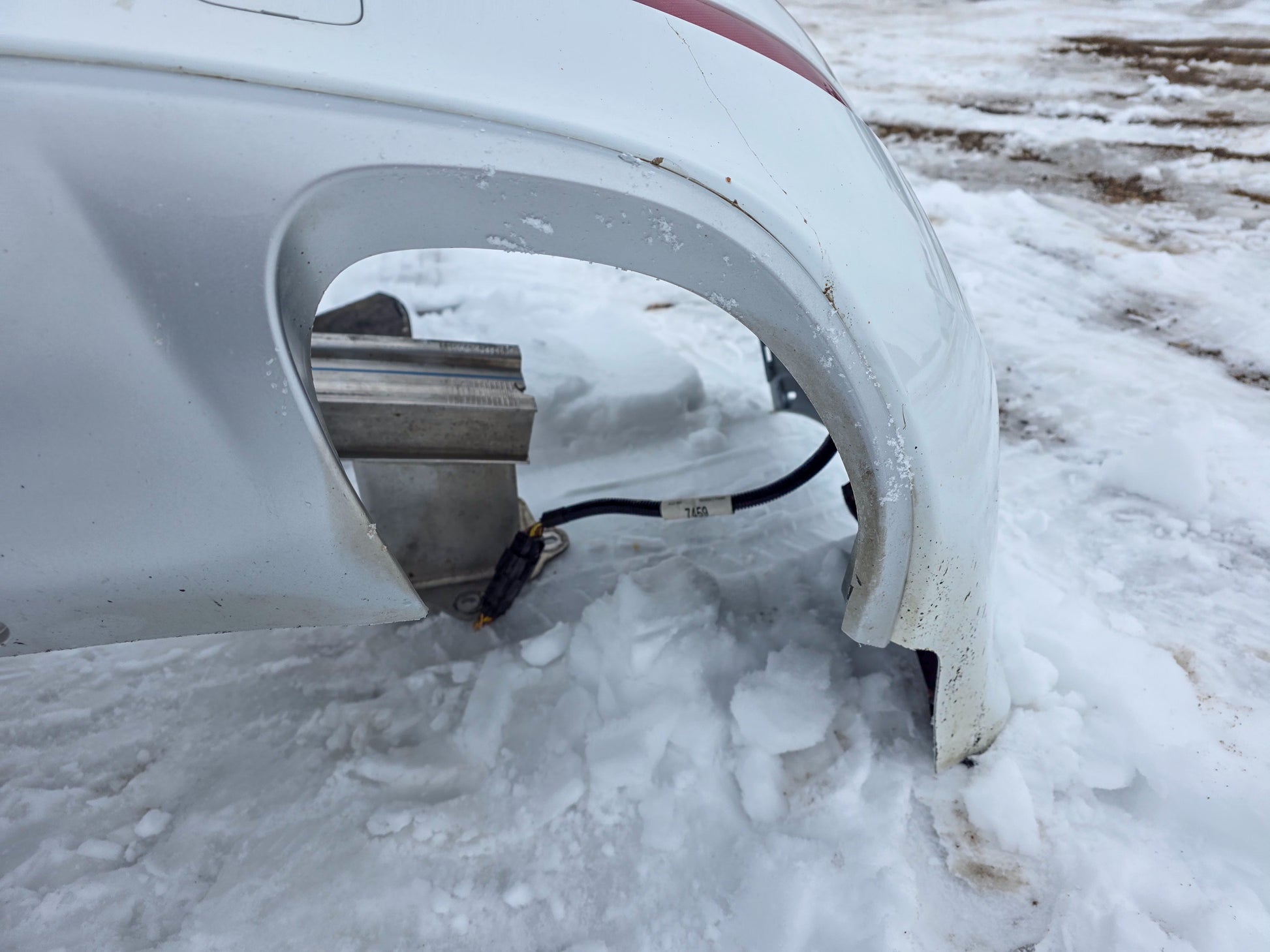 2019-2020 Buick Envision Rear Bumper Assembly W/ Blind Spot Alert 84287222, 84352365, 13392400, 84594533 - view 11