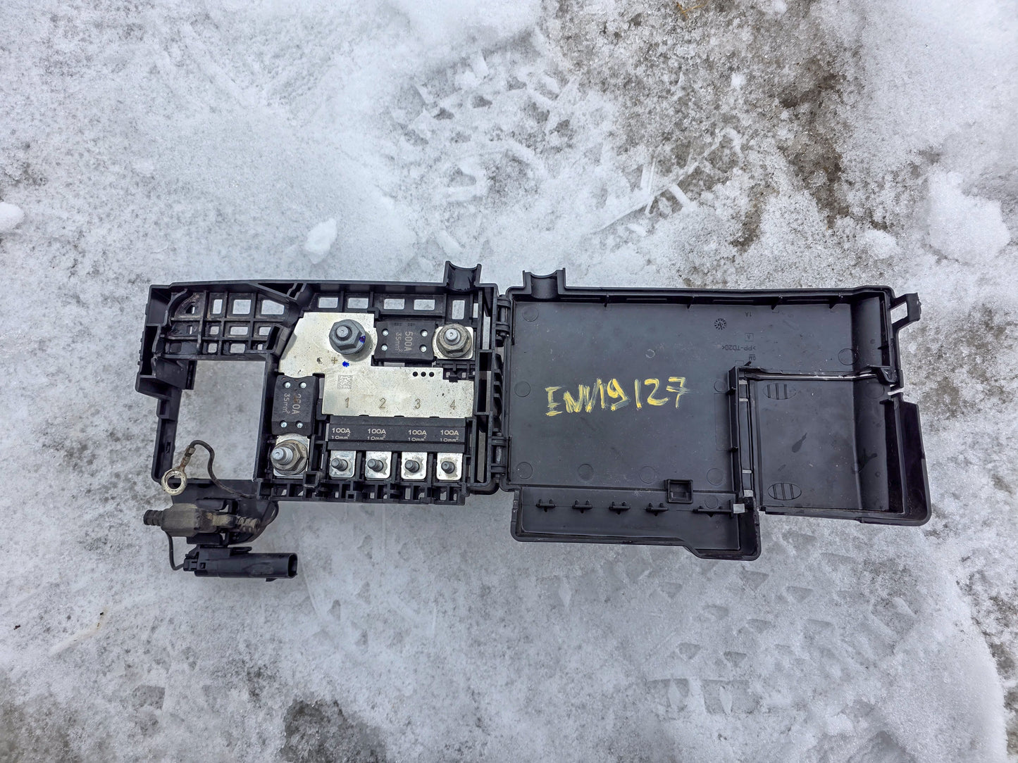 2016-2020 Buick Envision Fuse Box Positive Battery Terminal 84090552 OEM
