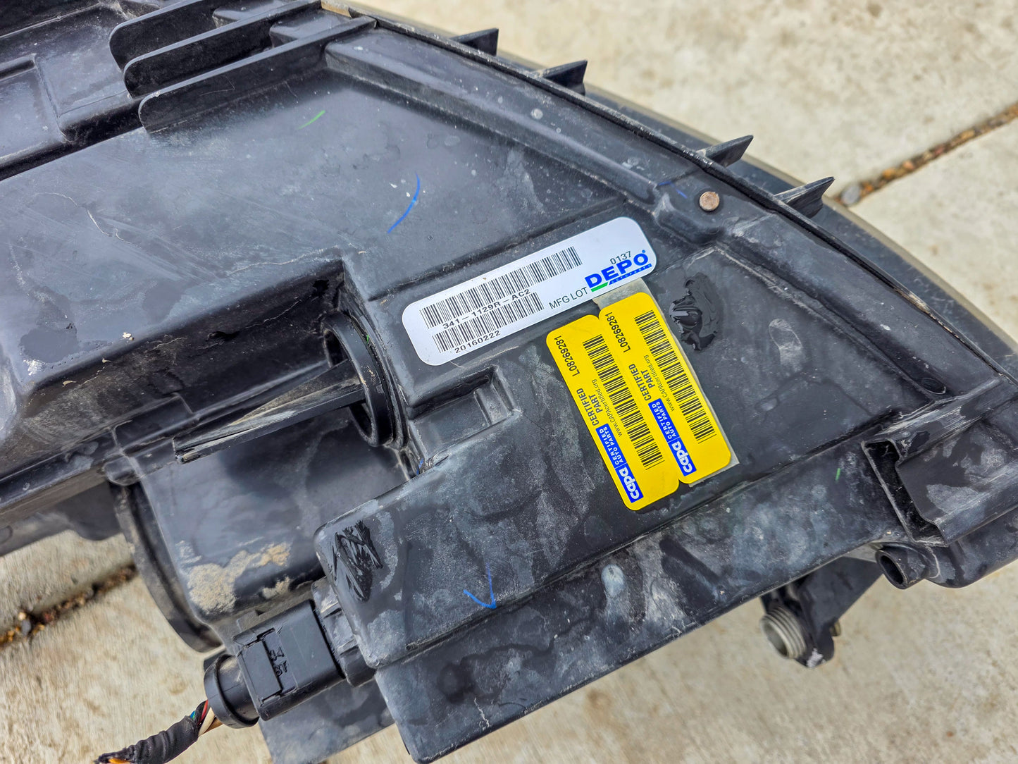 2011-2018 Volkswagen Jetta Front Passenger Right Side Headlight Headlamp Assy 5c7941006