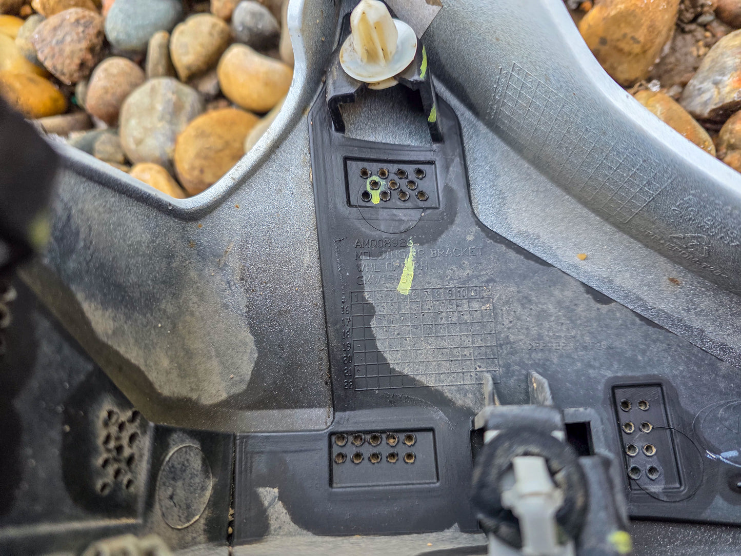 2016-2020 Buick Envision Rear Passenger Right Side Fender Wheel Opening Molding Flare Trim OEM AMQ08926