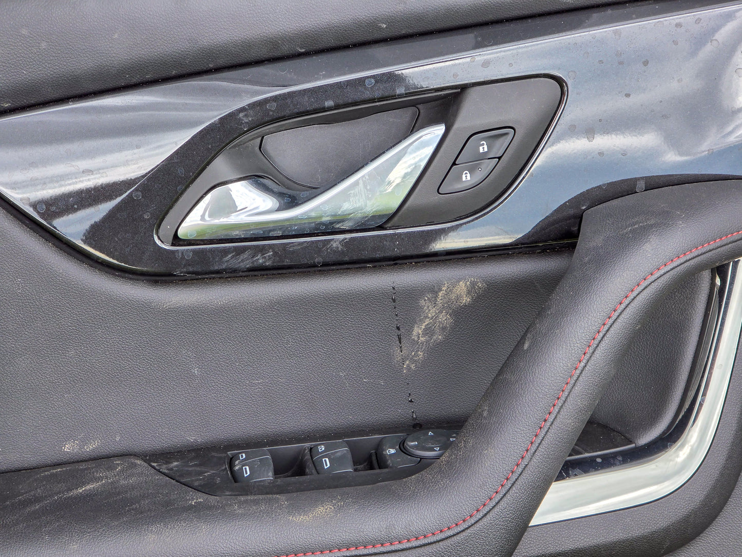 2023-2026 Chevrolet Blazer Front Driver Left Side Interior Door Card Lining Trim Panel 85645692