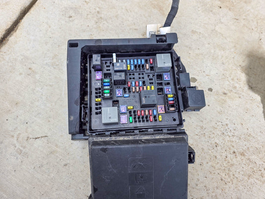 2023-2026 Chevrolet Blazer Engine Compartment Fuse Relay Box Block