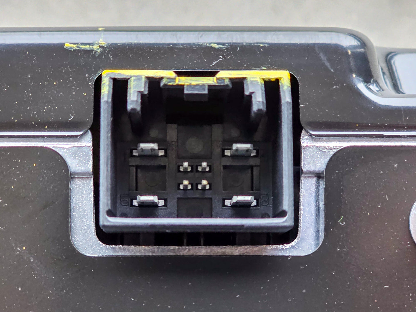 2022-2026 Chevrolet Blazer Accessory AC and DC Power Control Module