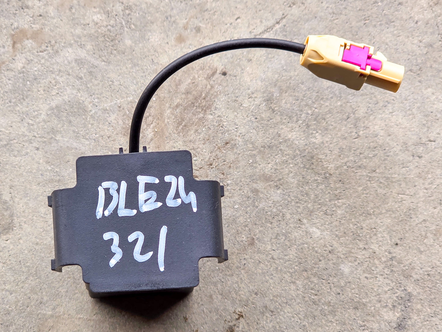 2024 Chevrolet Blazer Auxiliary Wireless Communication Interface Antenna