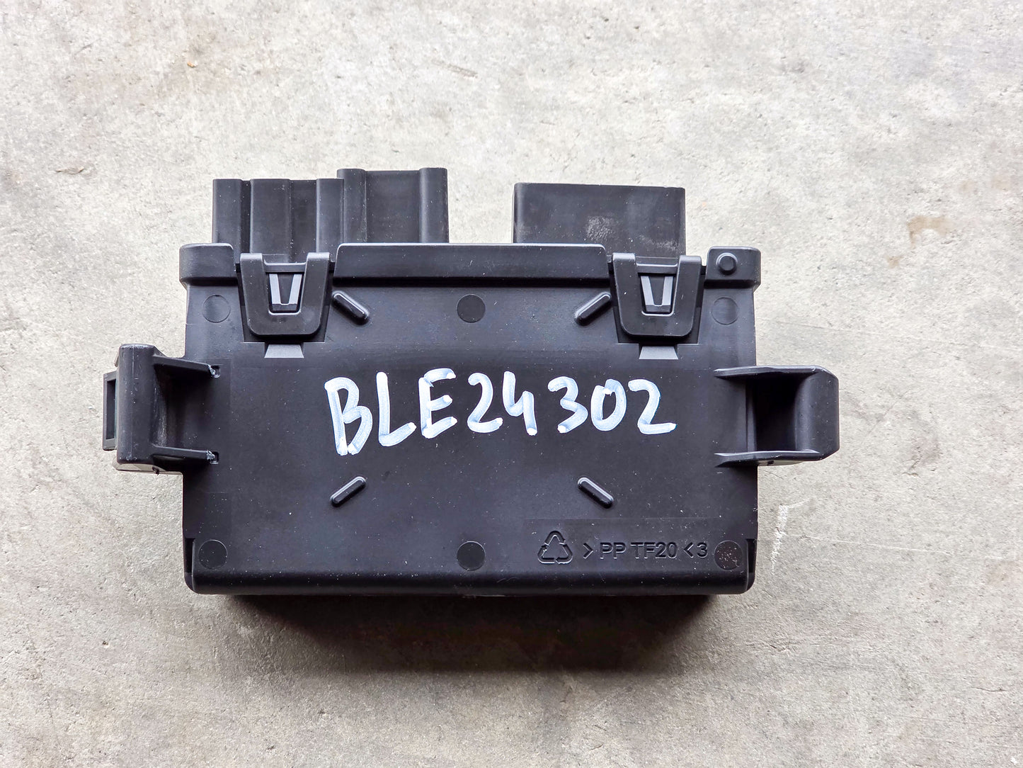 2024 Chevrolet Blazer Liftgate Tailgate Open Control Module 84591525 Unit