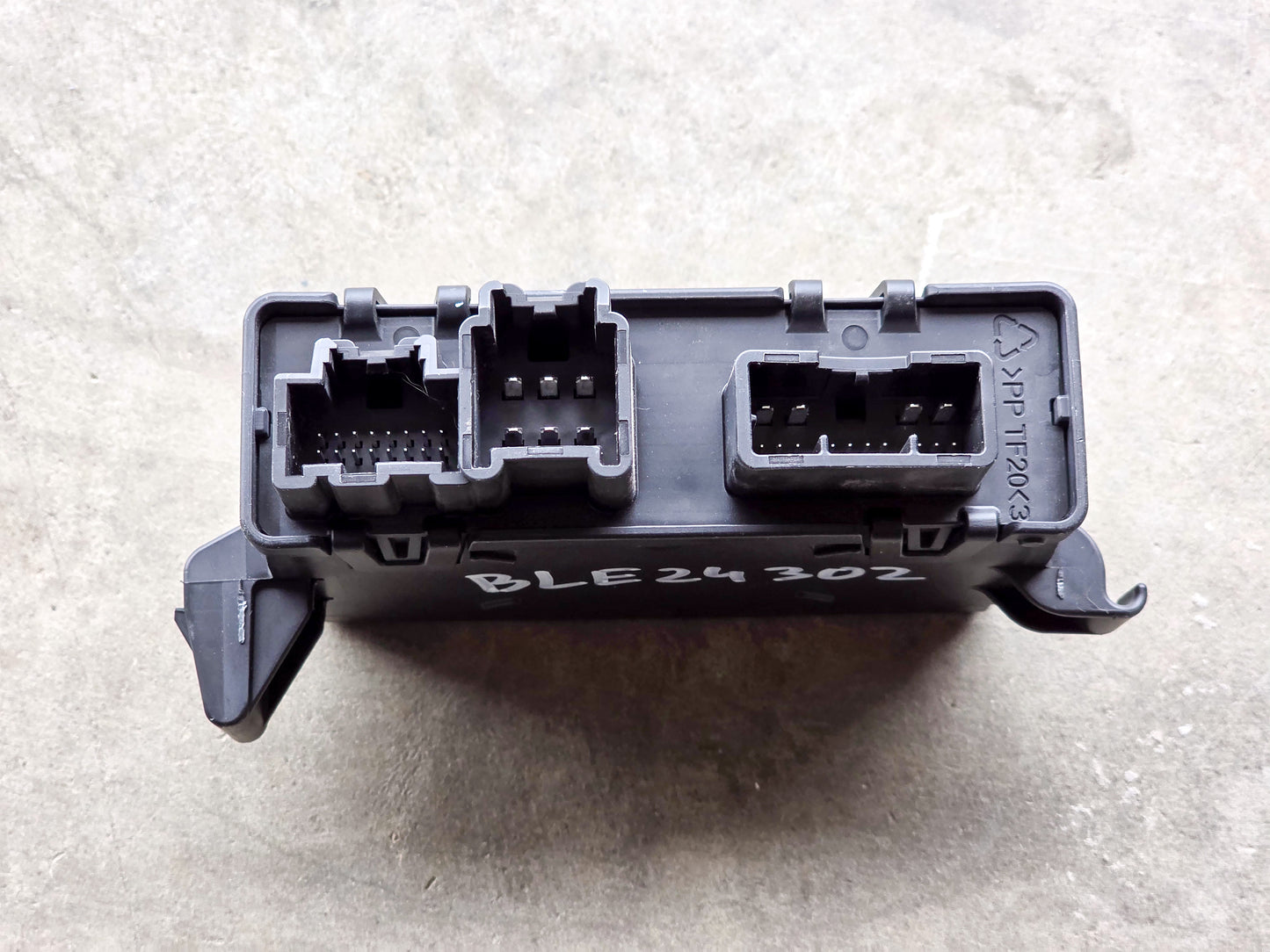 2024 Chevrolet Blazer Liftgate Tailgate Open Control Module 84591525 Unit