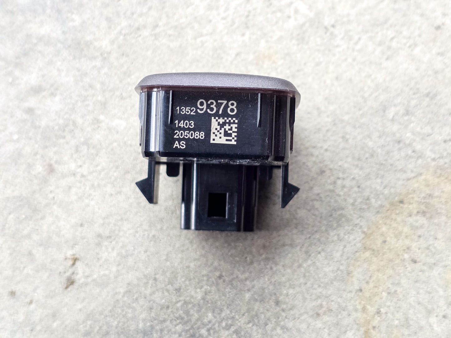 2024 Chevrolet Blazer Sun Load and Ambient Light Sensor 13529378, 13507317,  13545621, 13589747