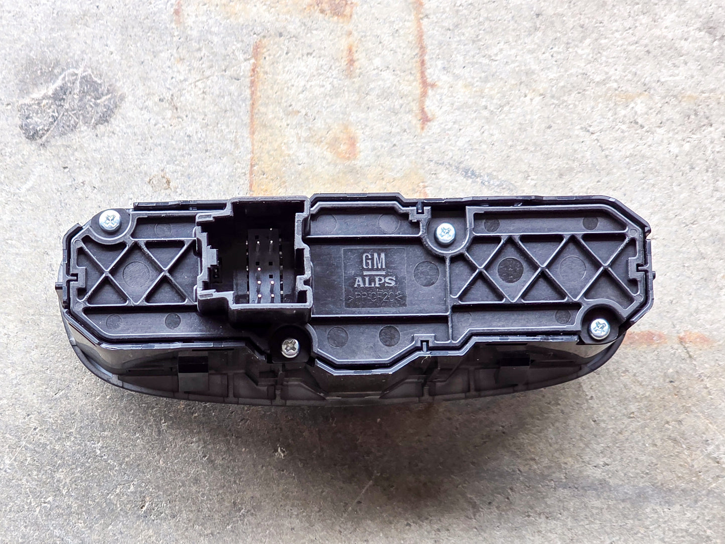 2016-2026 Chevrolet Blazer Headlight Switch With Dimmer Switch 84192536