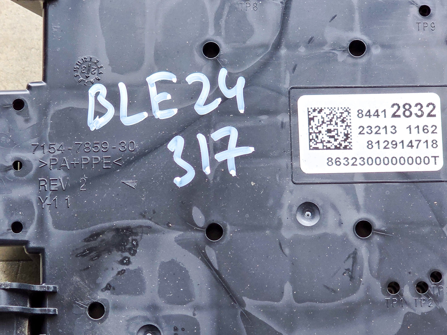 2019-2026 Chevrolet Blazer Fuse Relay Junction Box Module 84412832 OEM