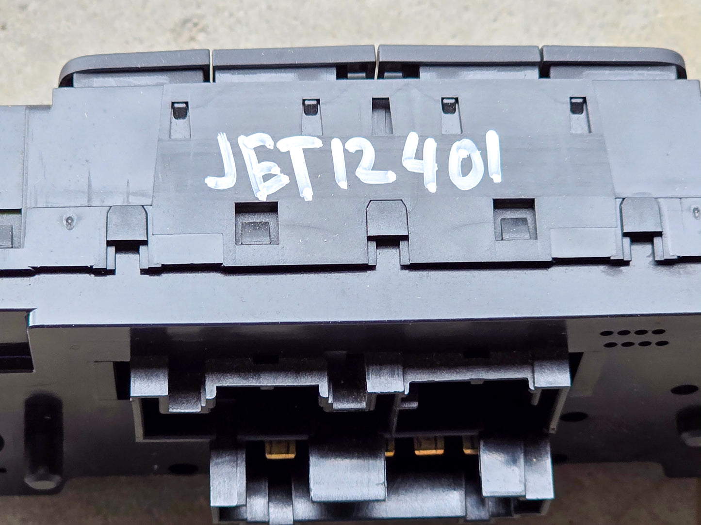 2012-2016 Volkswagen Jetta Heater Climate Control Panel AC OEM