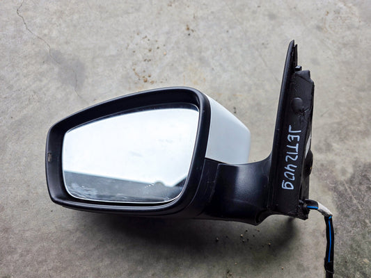 2011-2016 Volkswagen Jetta Front Driver Left Side Exterior Rear View Mirror