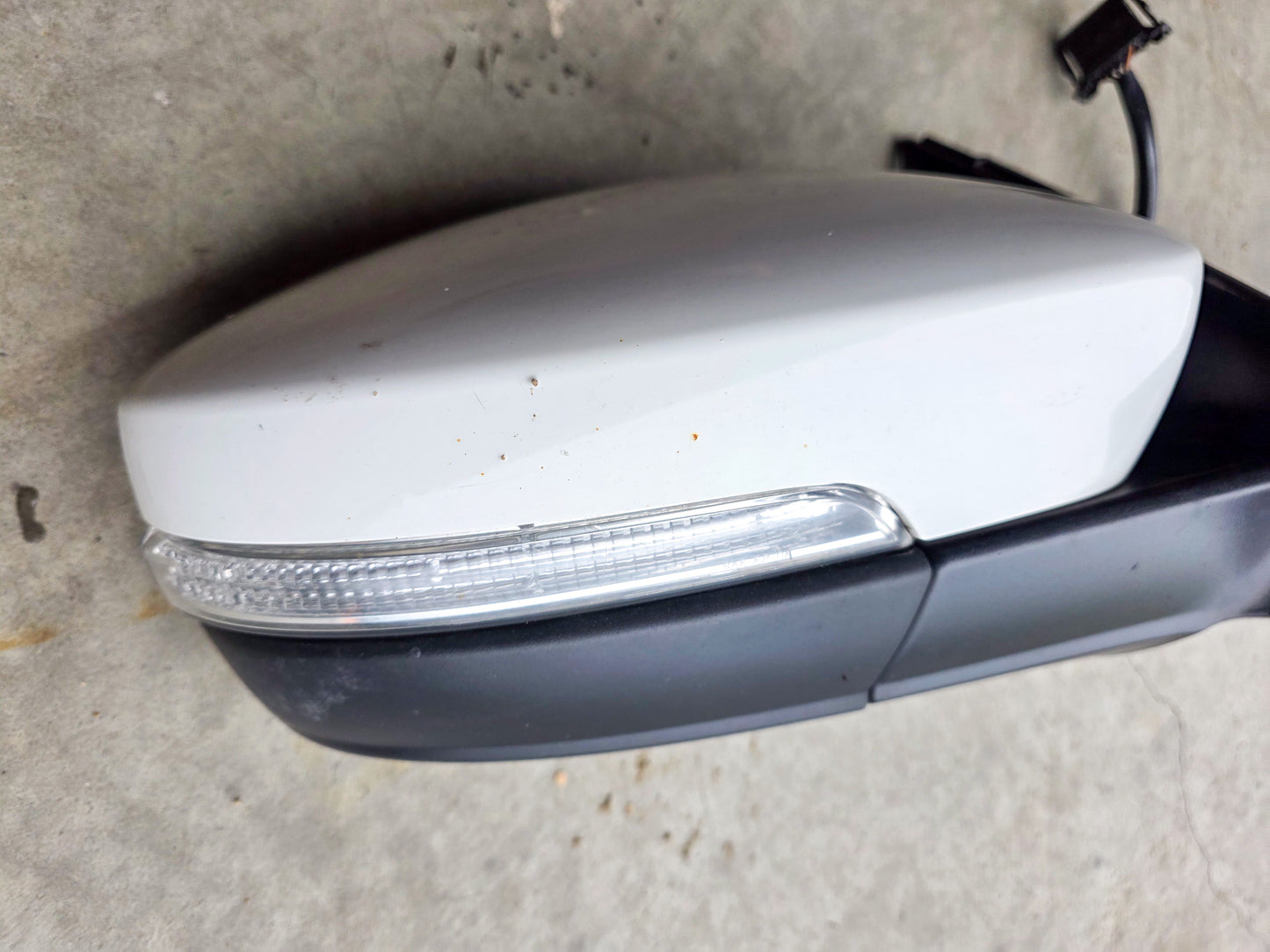 2011-2016 Volkswagen Jetta Front Passenger Right Side Exterior Rear View Mirror
