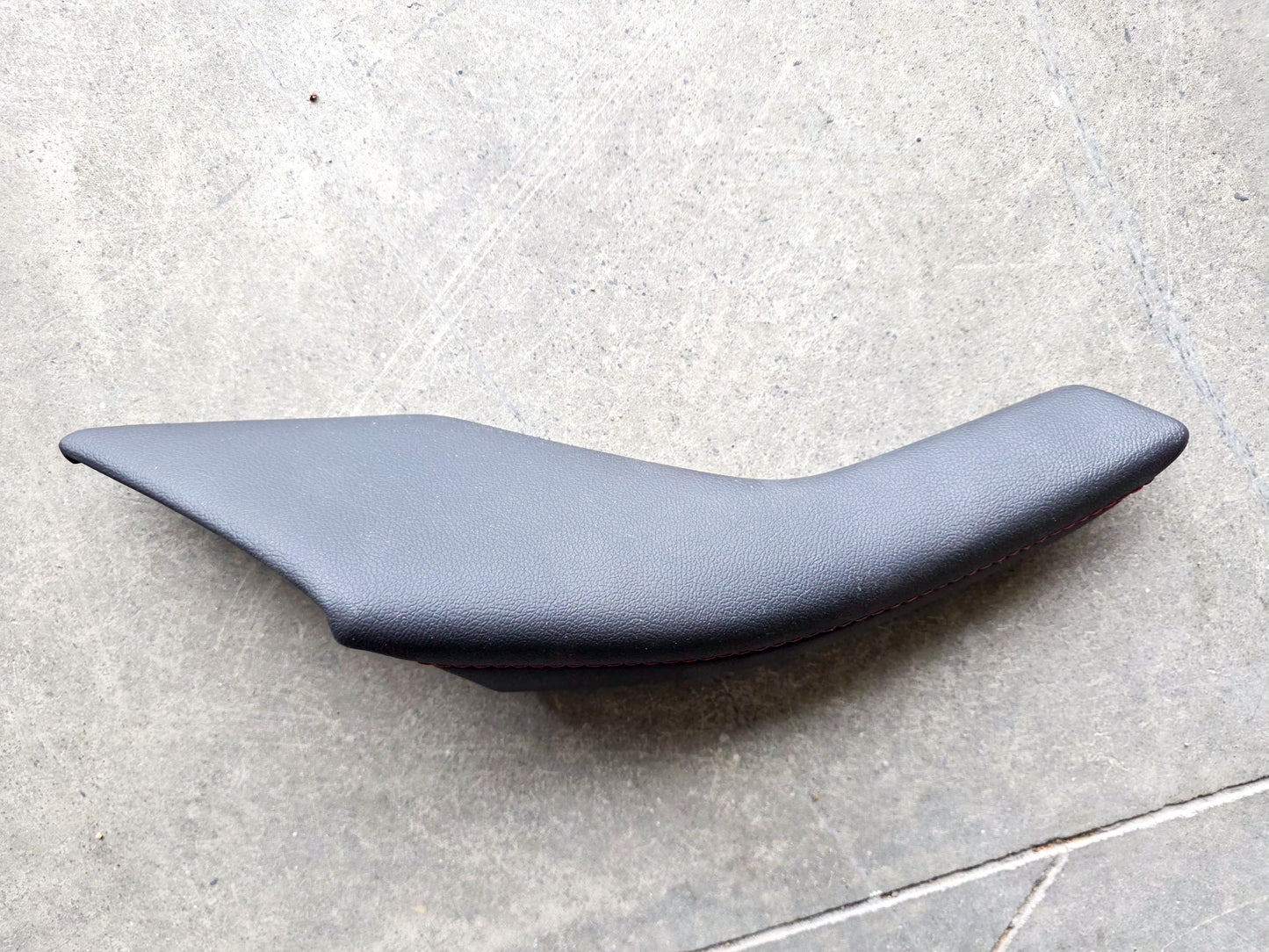 2019-2026 Chevrolet Blazer Front Passenger Right Side Center Console Knee Panel Cover