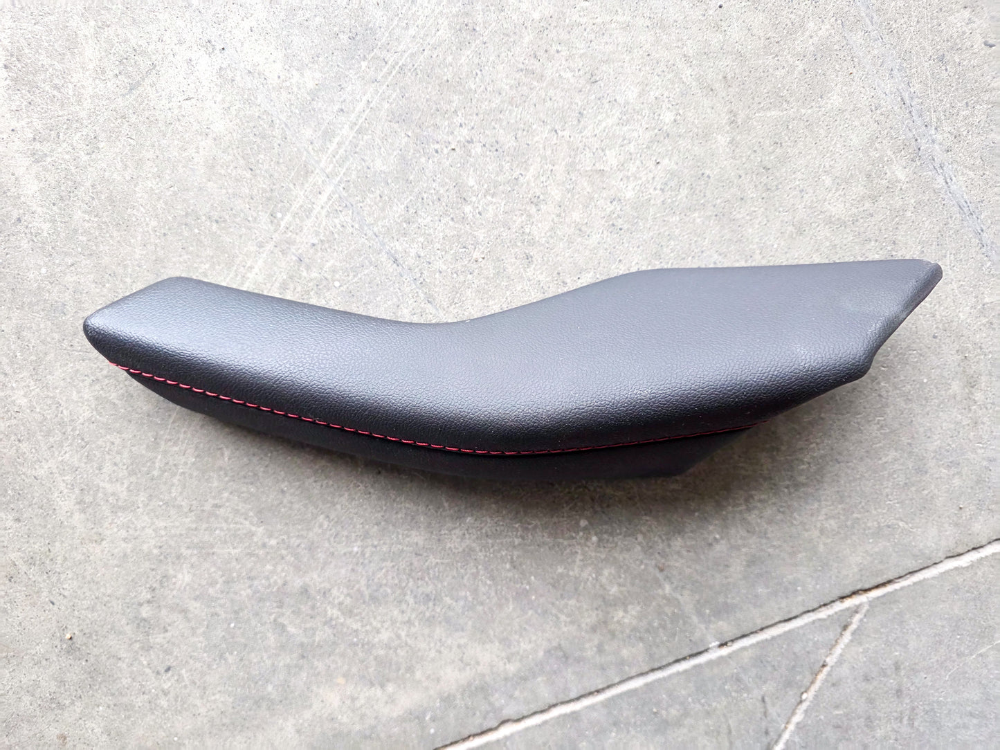2019-2026 Chevrolet Blazer Front Driver Left Side Center Console Knee Panel Cover